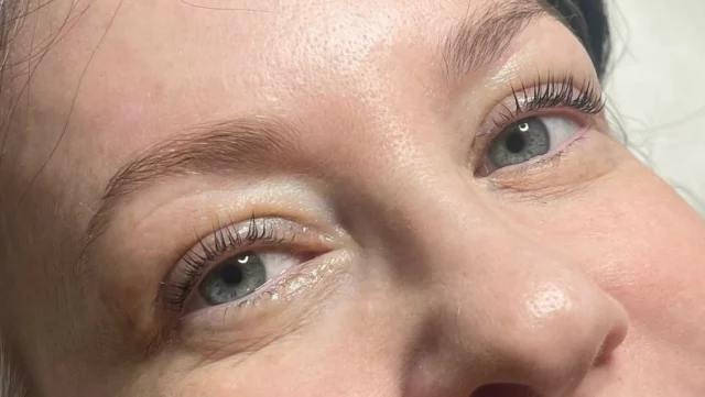 Embrace your natural lashes - with an extra boost. Lash lifts make your natural lashes appear longer, lifted, and curled without needing lash extensions. Schedule your appointment today!

https://salondeauville.com/eyelash-extensions-eyebrow-microblading/

#LashObsessed⁠ #LashLove #LashLife #LashLifting #LashLift